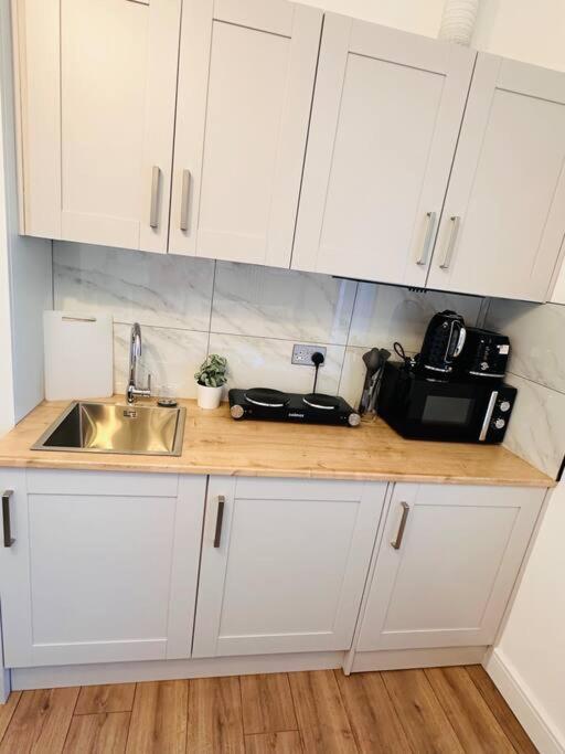 R3 Newly Renovated Luxury In Harborne Lane By Queen Elizabeth Hospital *